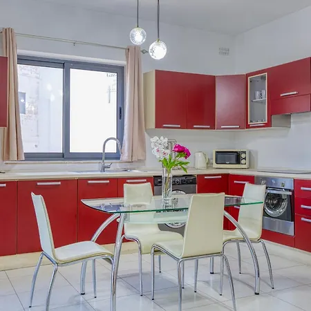 شقة Lovely 1br With Private Balcony In Gzr059