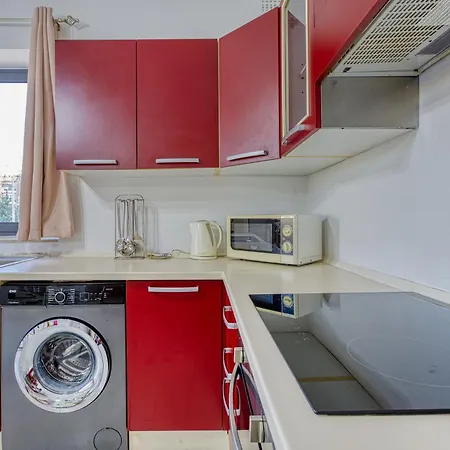 Lovely 1br With Private Balcony In Gzr059 شقة